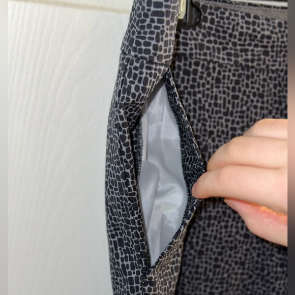 BANANA REPUBLIC | NAVY Print Hampton Fit Slim Stretch | Dress Pants/Trousers - Picture 6 of 12